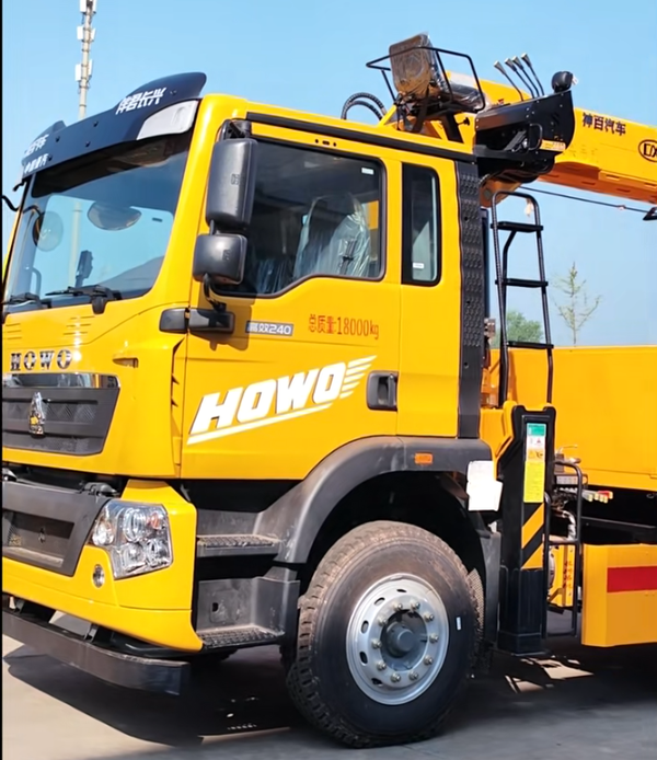 HOWO TX Wrecker Truck with Crane