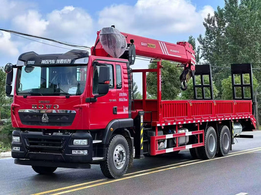 Shengbai Delivers HOWO TX 8x4 Truck-Mounted Crane to Fujian Customer