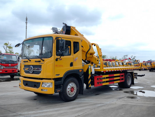 DongFeng 8T Wrecker Truck with Crane