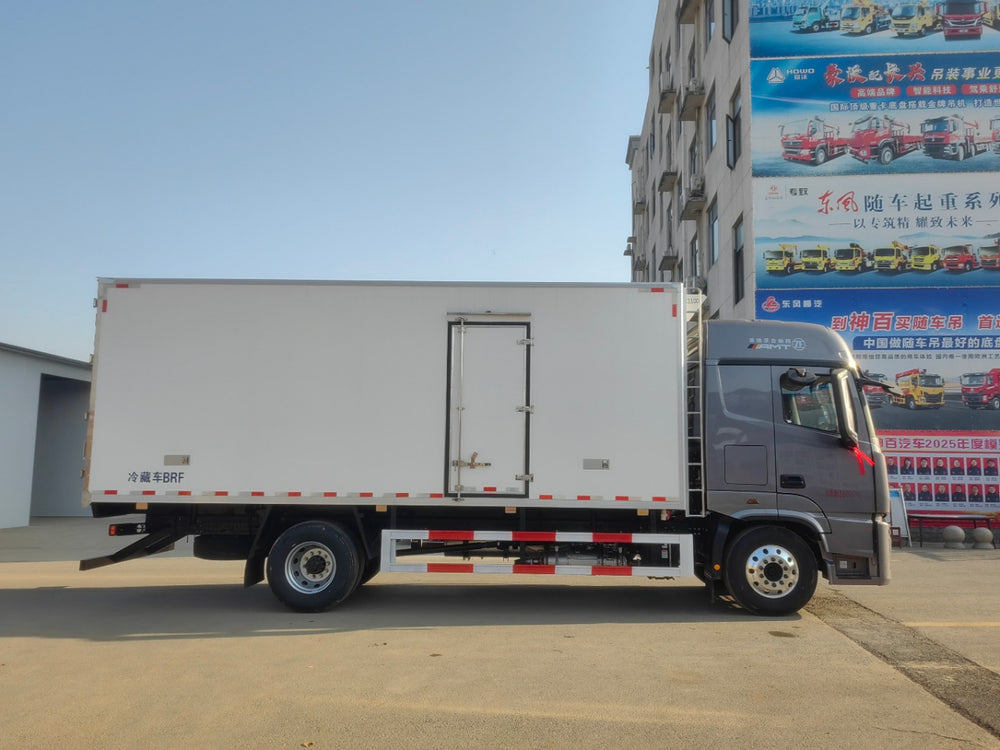 FOTON 6.8m E6 Refrigerated Truck