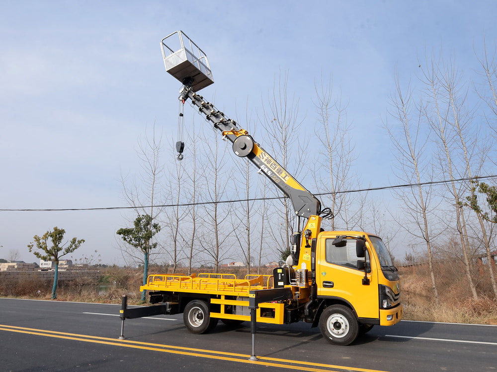 ISUZU 20m 3-in-1 Aerial Work