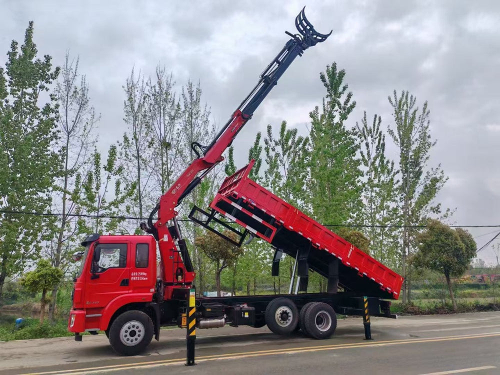 DongFeng Truck-mounted Grapple Crane with Tipper