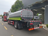 DongFeng 11m³ Guardrail Cleaning Truck
