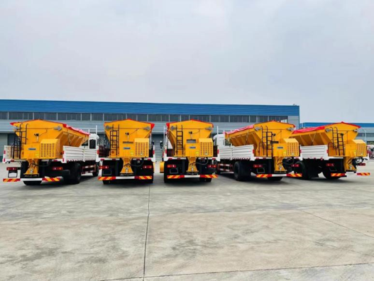 DongFeng 8m³ 210HP Snow Removal Truck