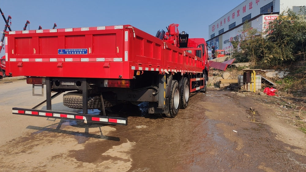 DongFeng 300HP Knuckle Boom Crane