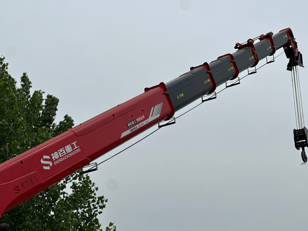 HOWO 320HP CX14T-6Section Telescopic Boom Crane