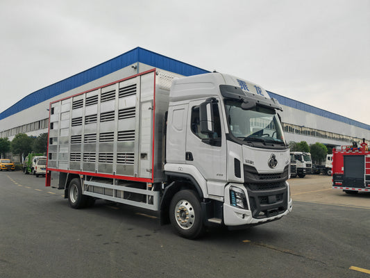 DongFeng 290HP Livestock Transport Truck