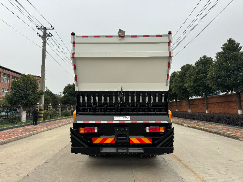 15m³ Synchronous Chip Sealer Truck