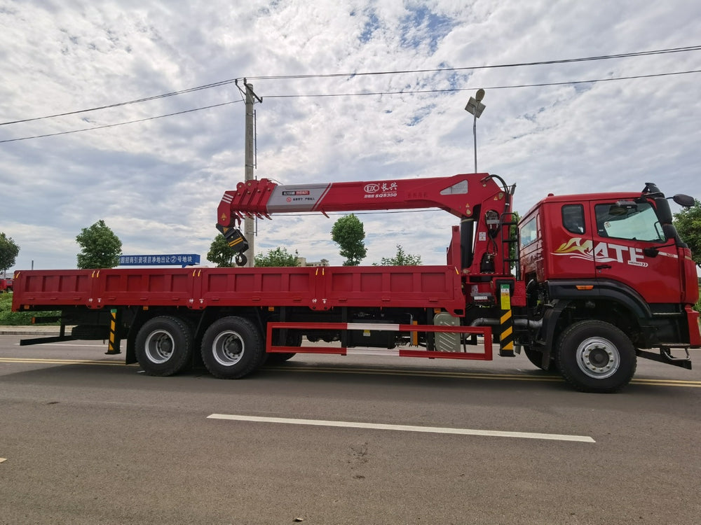HOWO 6*4 12T 5Section Telescopic Boom Crane