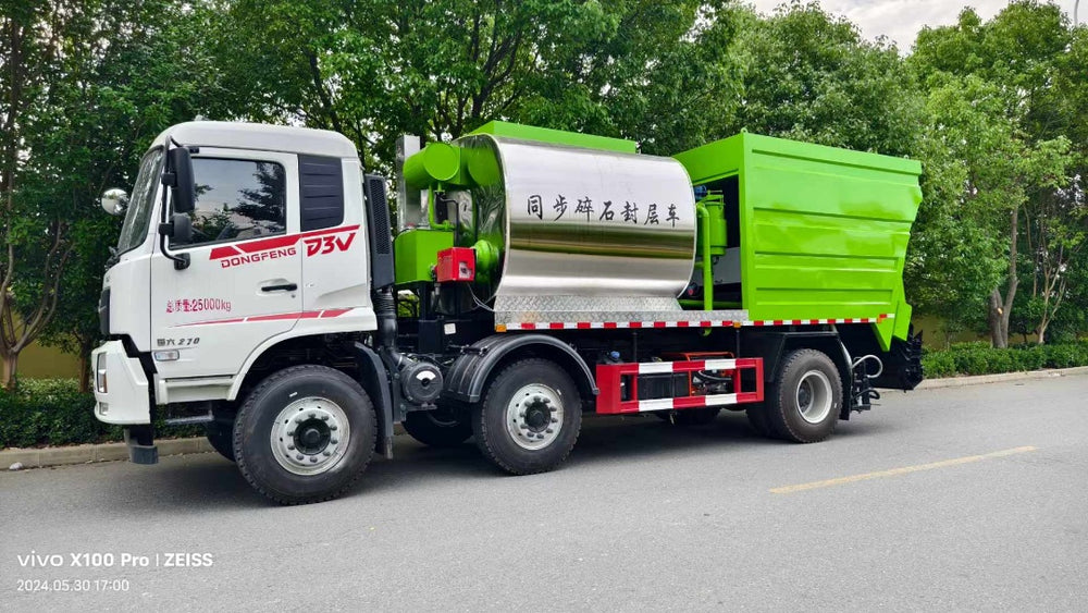 DongFeng 270HP 6*2 Synchronous Chip Sealer Truck