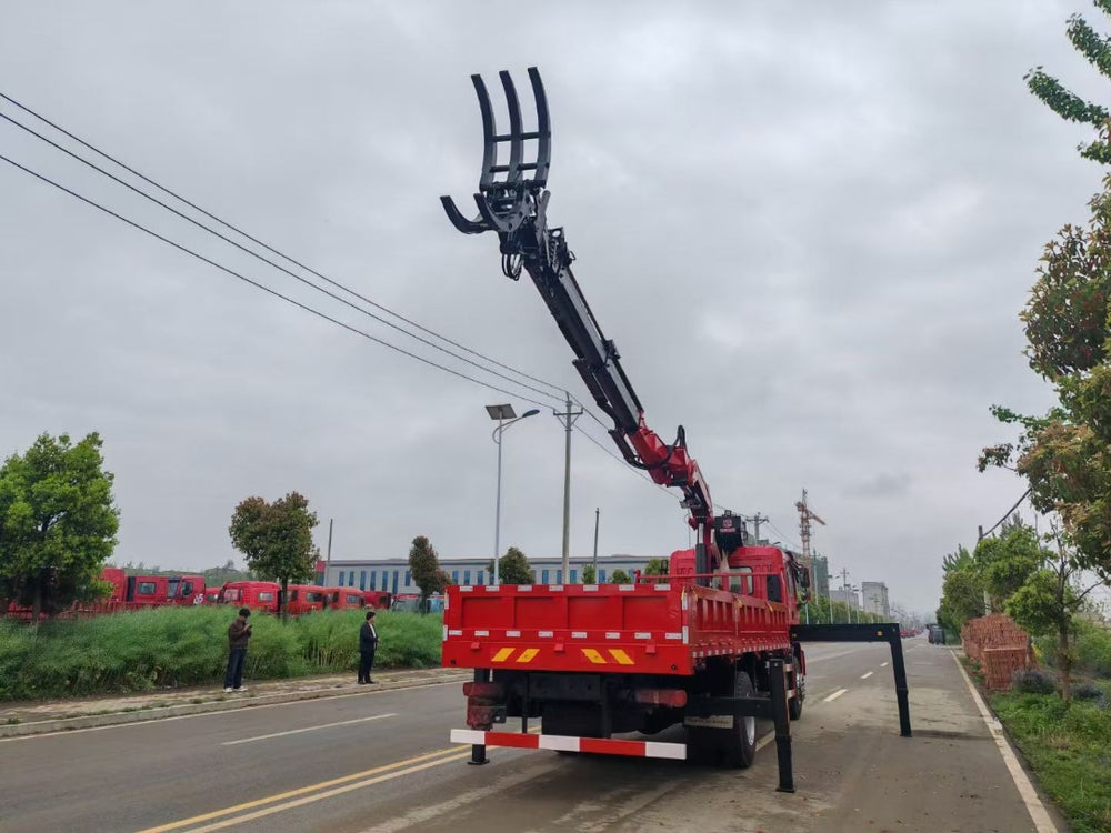 DongFeng Truck-mounted Grapple Crane with Tipper