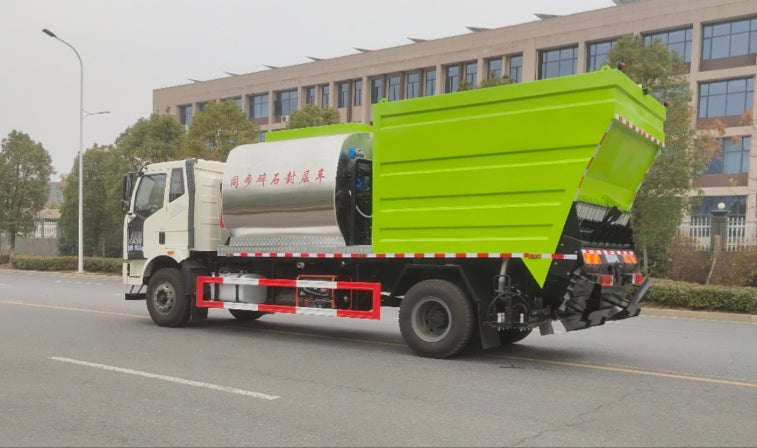 FAW 15m³ Synchronous Chip Sealer Truck