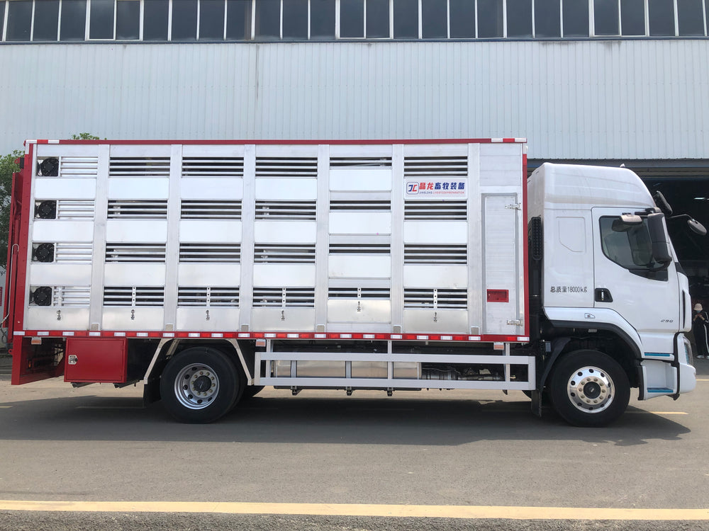 DongFeng 290HP Livestock Transport Truck