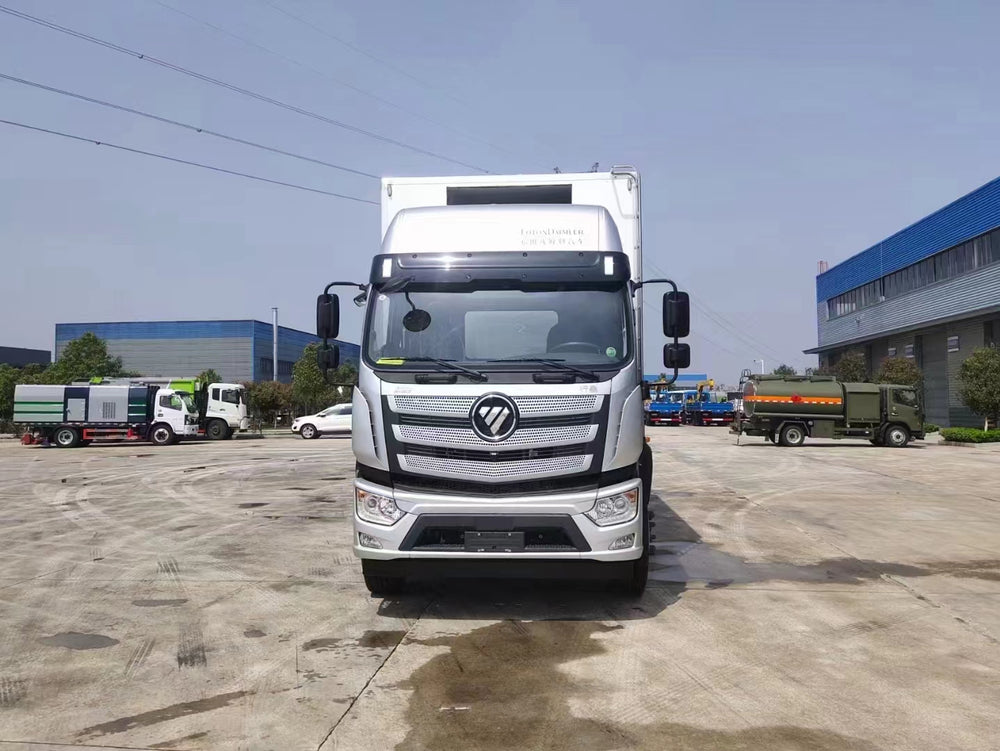 FOTON 9.6M 350HP 6*4 Refrigerated Truck